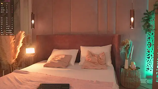 Smiley Mia online show from 28, 2, 2026