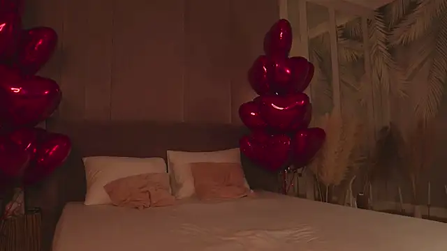 Smiley Mia online show from 9, 2, 2026