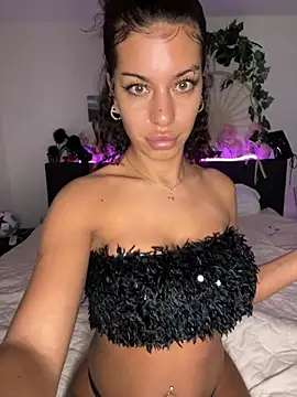 Snapshot of AlyssaHottv_ chatting on 21, 3, 2026 AlyssaHottv online show from 21, 3, 2026