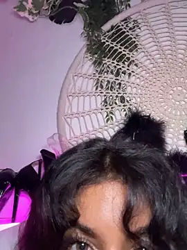 Snapshot of AlyssaHottv_ chatting on 16, 12, 2025 AlyssaHottv online show from 16, 12, 2025