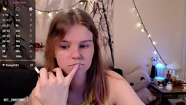 Moona xx online show from 26, 1, 2025