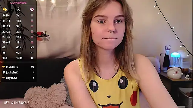 Moona xx online show from 26, 12, 2024