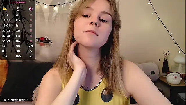 Moona xx online show from 26, 12, 2024