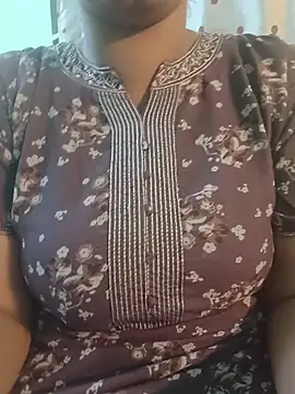 Snapshot of Sexy_Sonu_Bebu chatting on 5, 7, 2026 Sexy Sonu Bebu online show from 5, 7, 2026