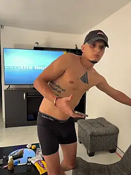 ArturoDelgado1 online show from 28, 3, 2026