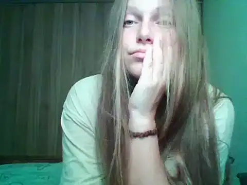 Evasapples online show from 23, 10, 2025