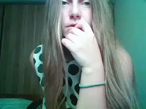 Evasapples online show from 26, 10, 2025