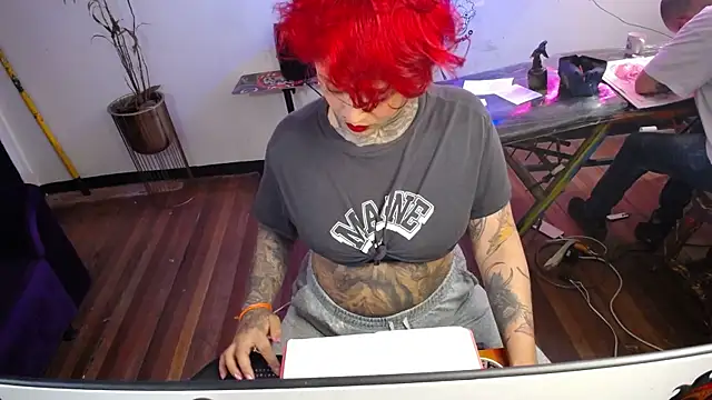 tatouagendecouple online show from 21, 11, 2025