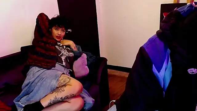 tatouagendecouple online show from 11, 9, 2025