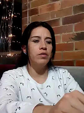 Gabriela squirt02 online show from 20, 12, 2024
