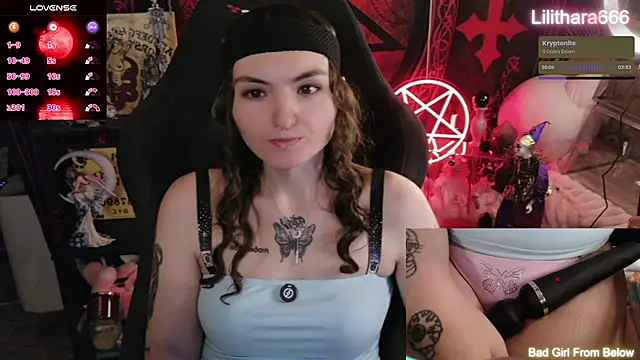 Snapshot of BrandiWRLD_999 chatting on 5, 7, 2026 BrandiWRLD 999 online show from 5, 7, 2026