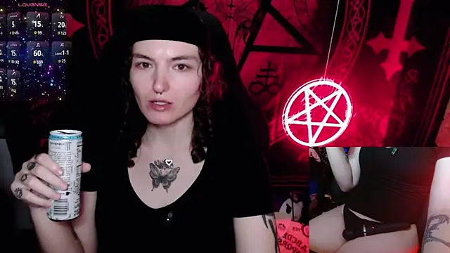 BrandiWRLD 999 online show from 25, 10, 2025