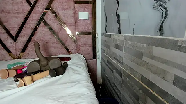 tifany bigdick online show from 26, 11, 2025