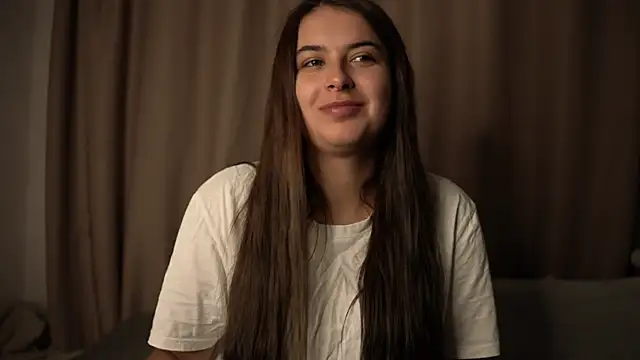 Snapshot of elisa_moon chatting on 1, 11, 2025 elisa moon online show from 1, 11, 2025