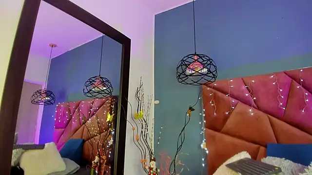 isabella monsalve online show from 5, 1, 2025