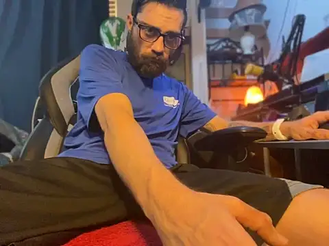 slutty guy12 online show from 13, 3, 2025