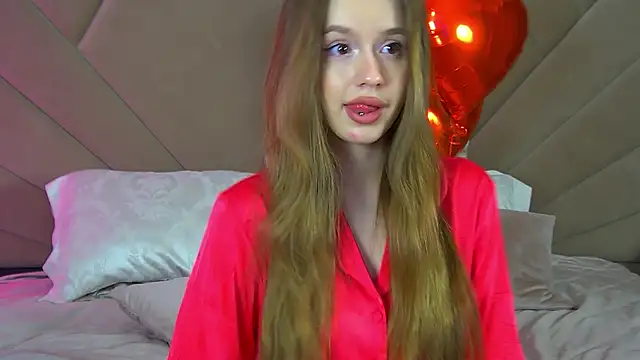 MilanaBalmain online show from 15, 2, 2025