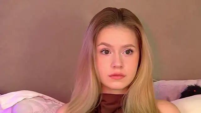 MilanaBalmain online show from 25, 10, 2025