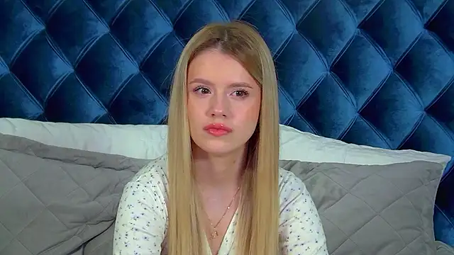 MilanaBalmain online show from 6, 3, 2026