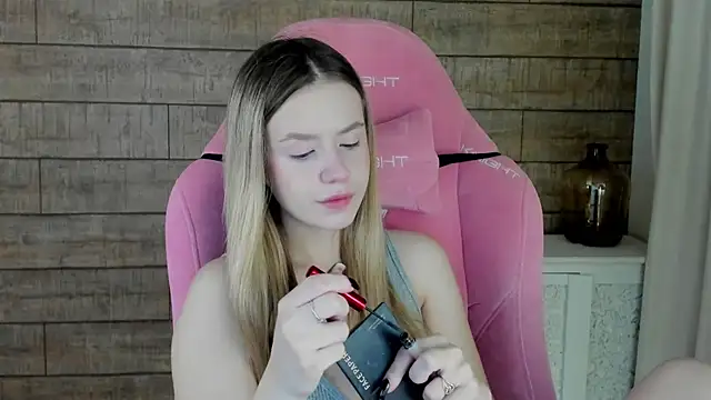 MilanaBalmain online show from 16, 11, 2025