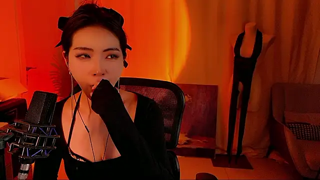 siji kiki online show from 18, 3, 2026