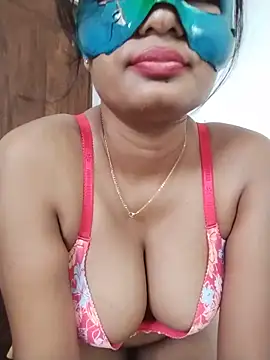 Snapshot of Zaraangle chatting on 16, 6, 2026 Zaraangle online show from 16, 6, 2026