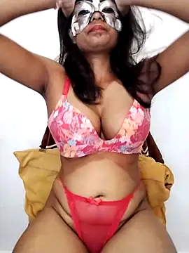 Snapshot of Zaraangle chatting on 17, 10, 2025 Zaraangle online show from 17, 10, 2025