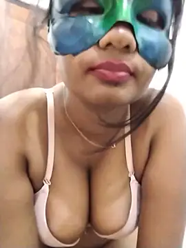 Snapshot of Zaraangle chatting on 24, 5, 2026 Zaraangle online show from 24, 5, 2026