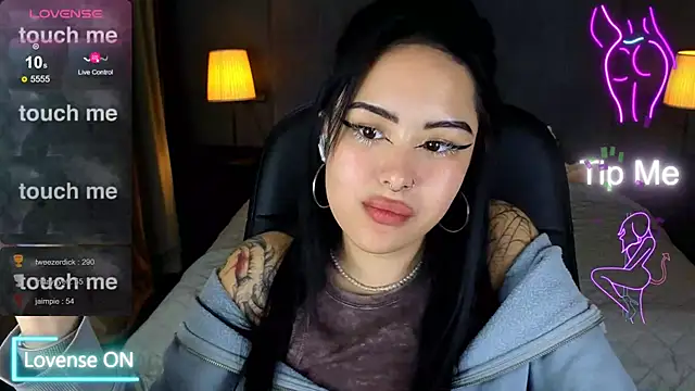 baby  kim online show from 2, 12, 2025