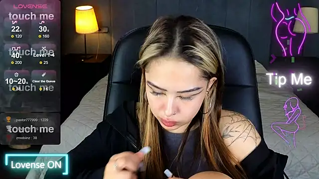 baby  kim online show from 28, 11, 2025