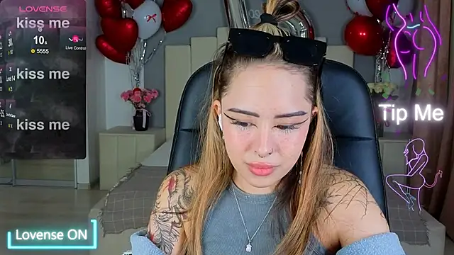 baby  kim online show from 2, 10, 2025