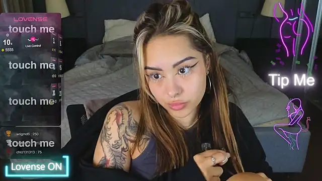 baby  kim online show from 8, 11, 2025