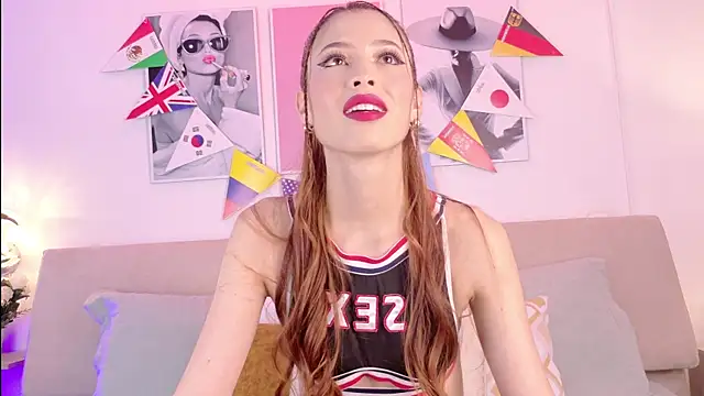 ChloeFerreira online show from 20, 6, 2026