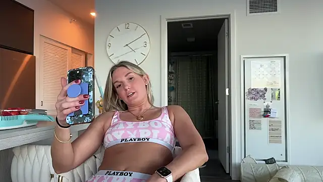 Graciemae baexx online show from 13, 1, 2026