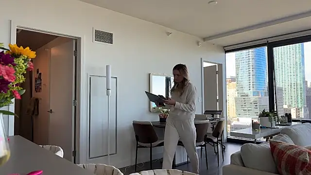 Graciemae baexx online show from 12, 10, 2025