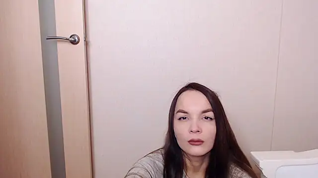 Snapshot of Avylew chatting on 10, 3, 2025 Avylew online show from 10, 3, 2025