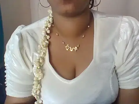 Sexy-Shalinii online show from 7, 3, 2026