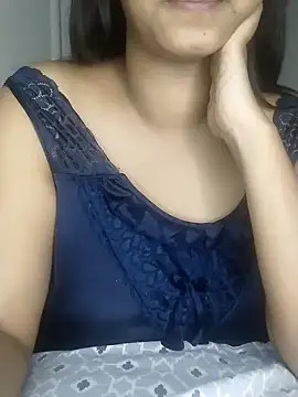 Sexy-Shalinii online show from 6, 3, 2025