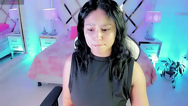 sexyy kitty18 online show from 11, 4, 2026