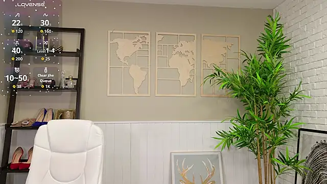 LadyLeea online show from 19, 12, 2025