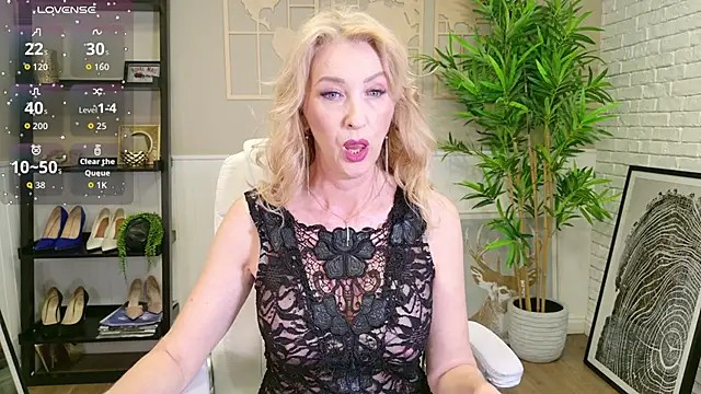 Snapshot of LadyLeea chatting on 11, 6, 2026 LadyLeea online show from 11, 6, 2026