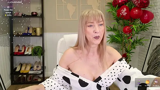 LadyLeea online show from 14, 2, 2026