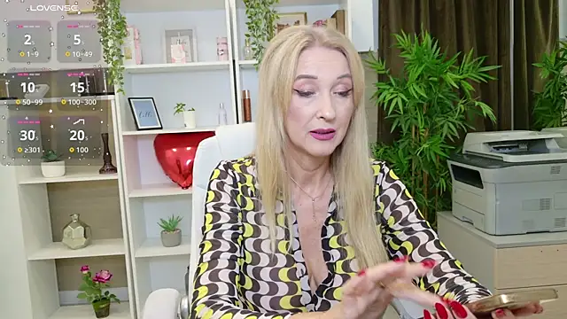 Snapshot of LadyLeea chatting on 21, 7, 2026 LadyLeea online show from 21, 7, 2026
