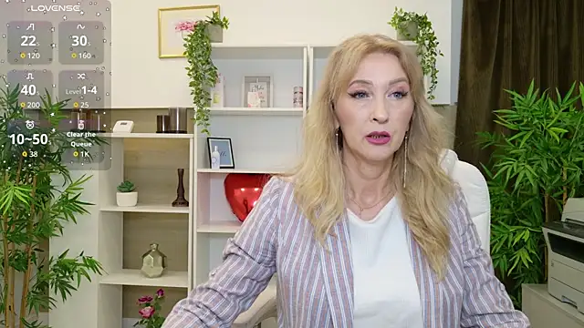Snapshot of LadyLeea chatting on 18, 6, 2026 LadyLeea online show from 18, 6, 2026