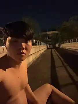 thehornyboyz online show from 19, 4, 2026