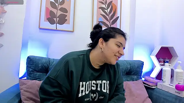 andreasc69   online show from 21, 3, 2025