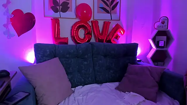 andreasc69   online show from 15, 2, 2025