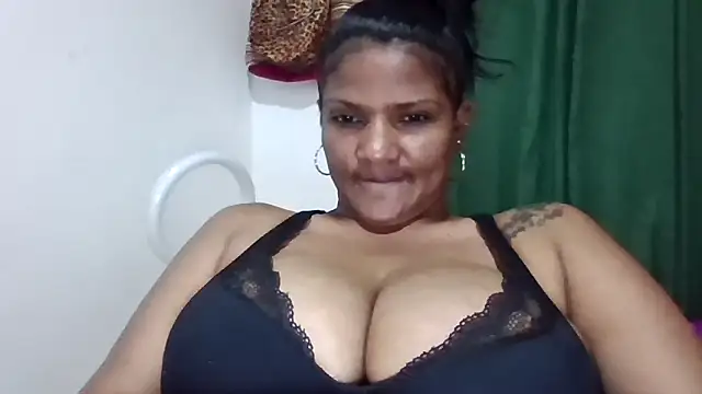 alejandraboobs07 online show from 18, 3, 2026