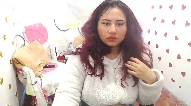 valeriia  118 online show from 2, 2, 2025