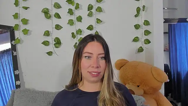 Snapshot of JanneKim chatting on 30, 10, 2025 JanneKim online show from 30, 10, 2025